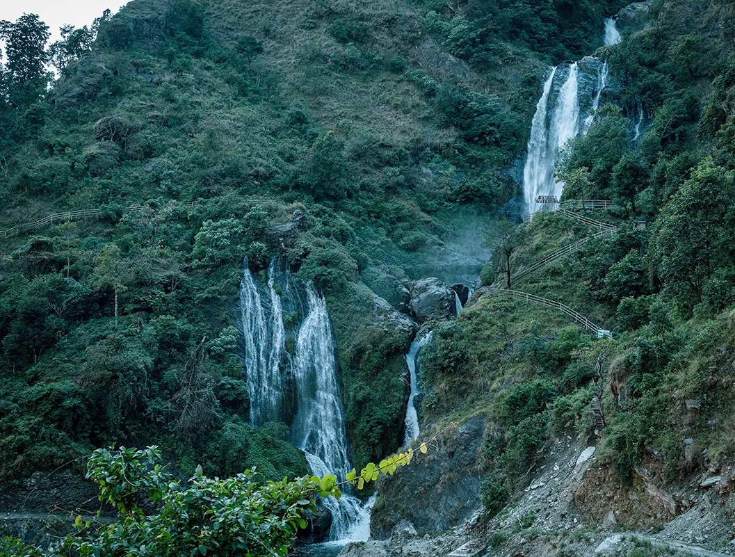 Drive from Kathmandu to Jagat (1,340 m)